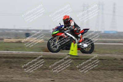 media/Nov-29-2025-TrackDaz (Sat) [[10ae2d9bce]]/A Group/Session 4 (Wheelie Bump)/